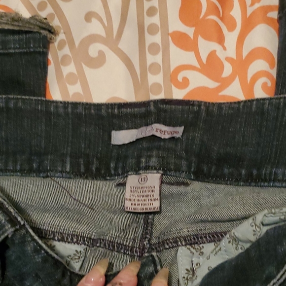 Jeans - Picture 4 of 4